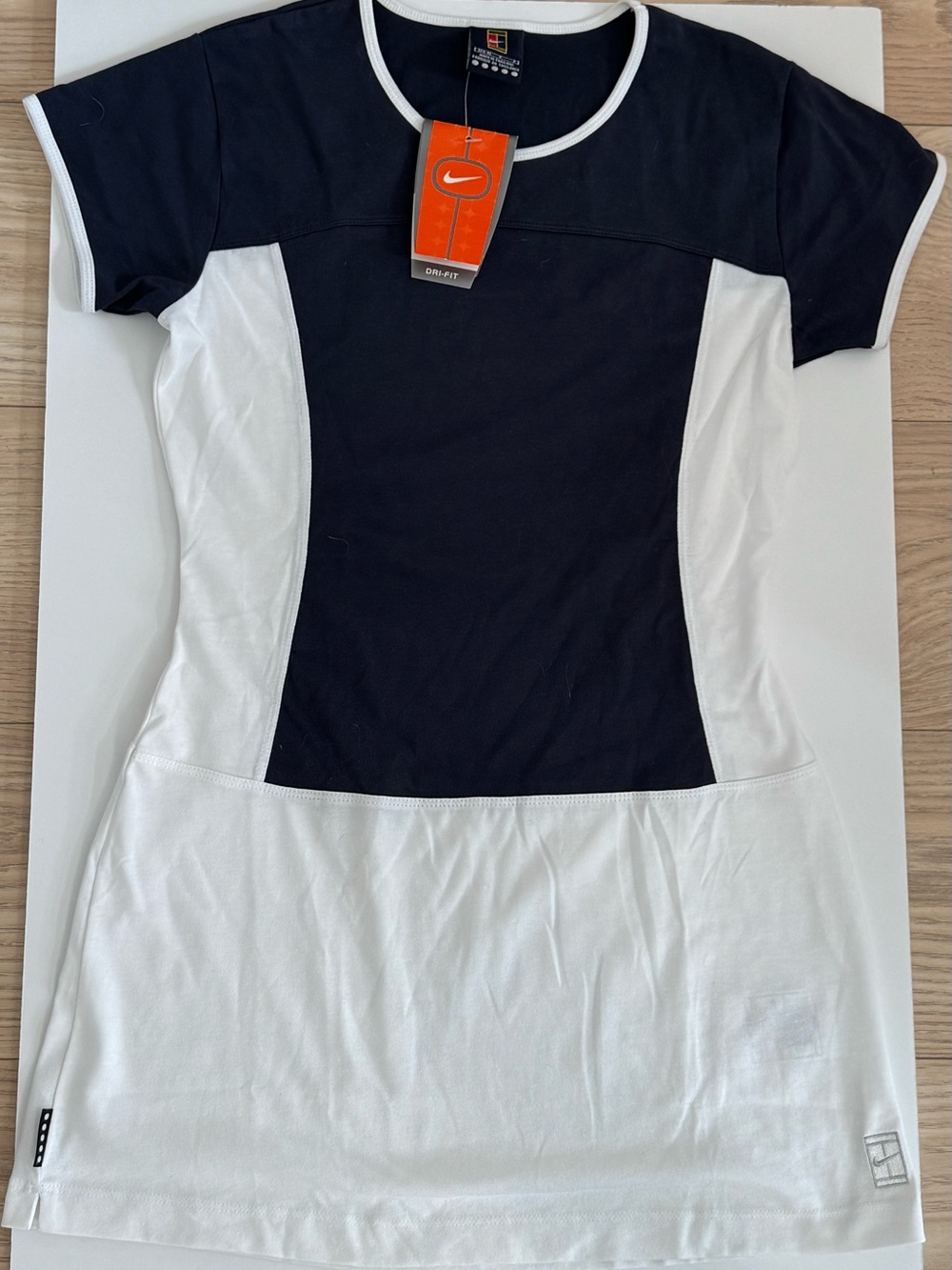 Nike Women’s Navy Blue and White Colorblock Athletic Tunic